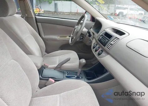 2002 Toyota Camry Le/Xle/Se из США, поврежденный, VIN 4T1BF32K22U527035